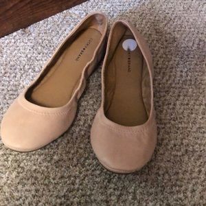 Women’s Lucky Brand light pink/tan ballet flats